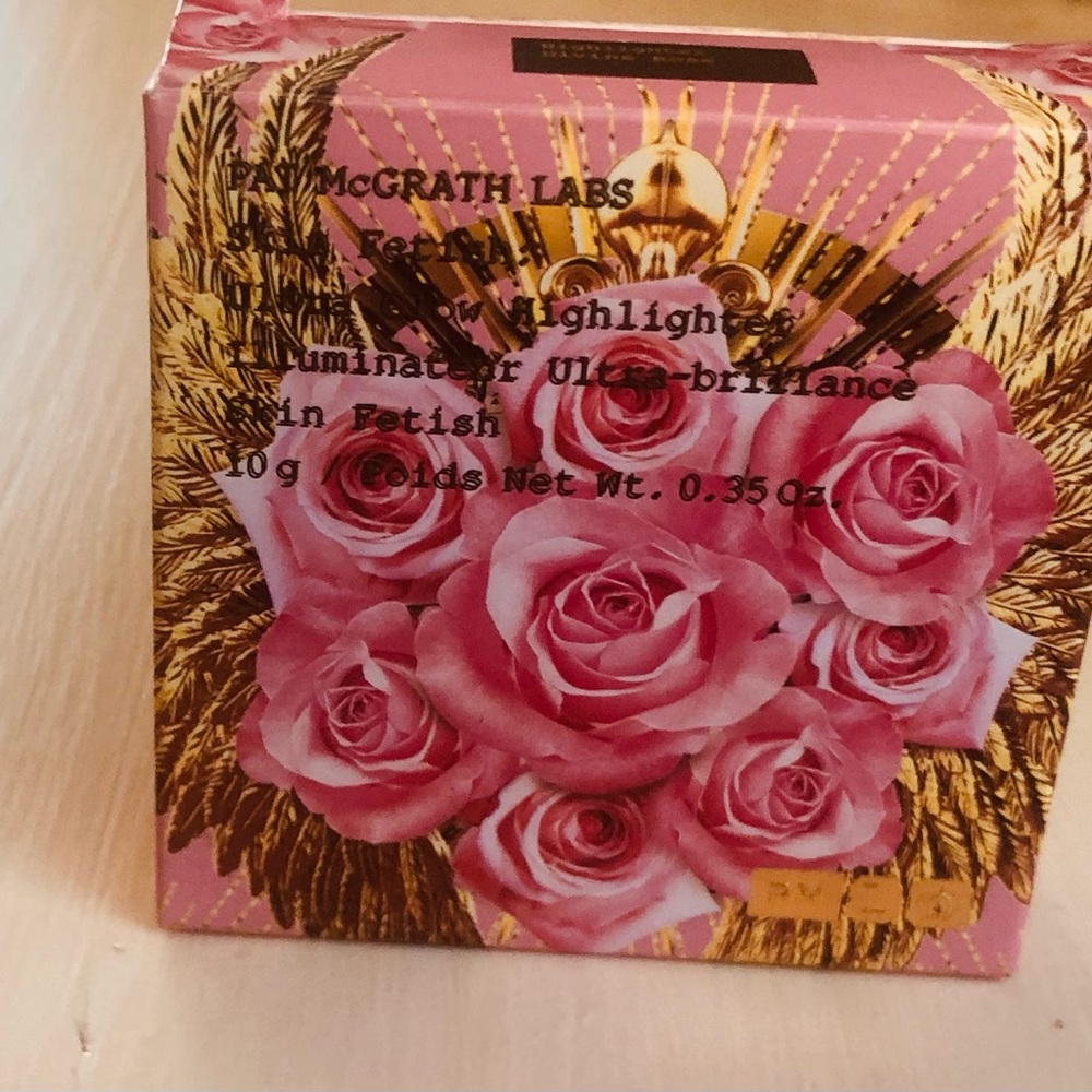 Pat McGrath Labs Divine Rose Highlighter